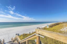 30A Luxury Condo, Bikes & Beach Club Access