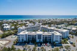 Heated Pool, Bikes, Easy Beach Access