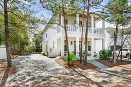 Luxe Beach House: Steps to Rosemary, Beach, Pool & Bikes - Image 2