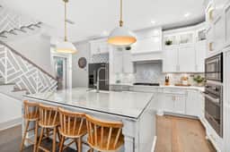 Luxe Beach House: Steps to Rosemary, Beach, Pool & Bikes - Image 4