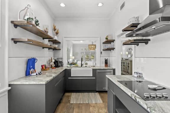 30A Luxury Condo, Bikes & Beach Club Access